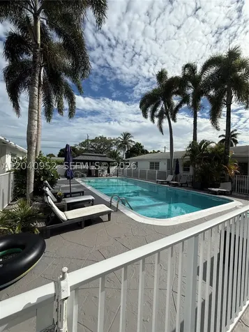 500 SW 7th Street Hallandale Beach FL 33009