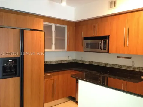 325 S Biscayne Boulevard Miami FL 33131