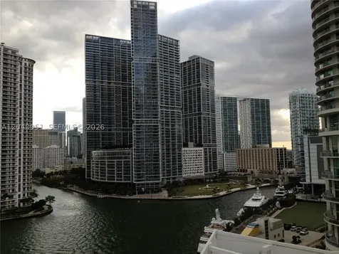 325 S Biscayne Boulevard Miami FL 33131