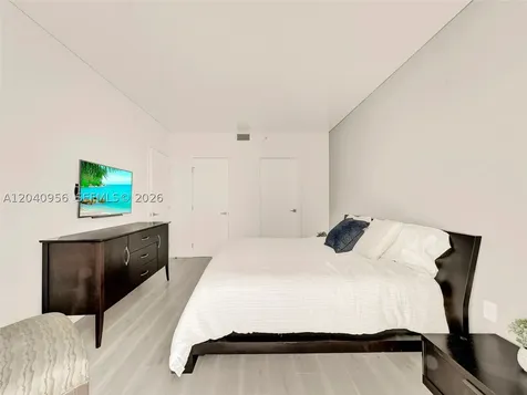 6365 Collins Avenue Miami Beach FL 33141
