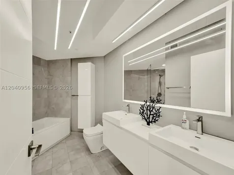 6365 Collins Avenue Miami Beach FL 33141
