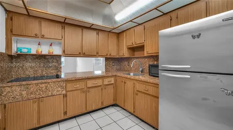 251 NE 187th Street Miami FL 33179