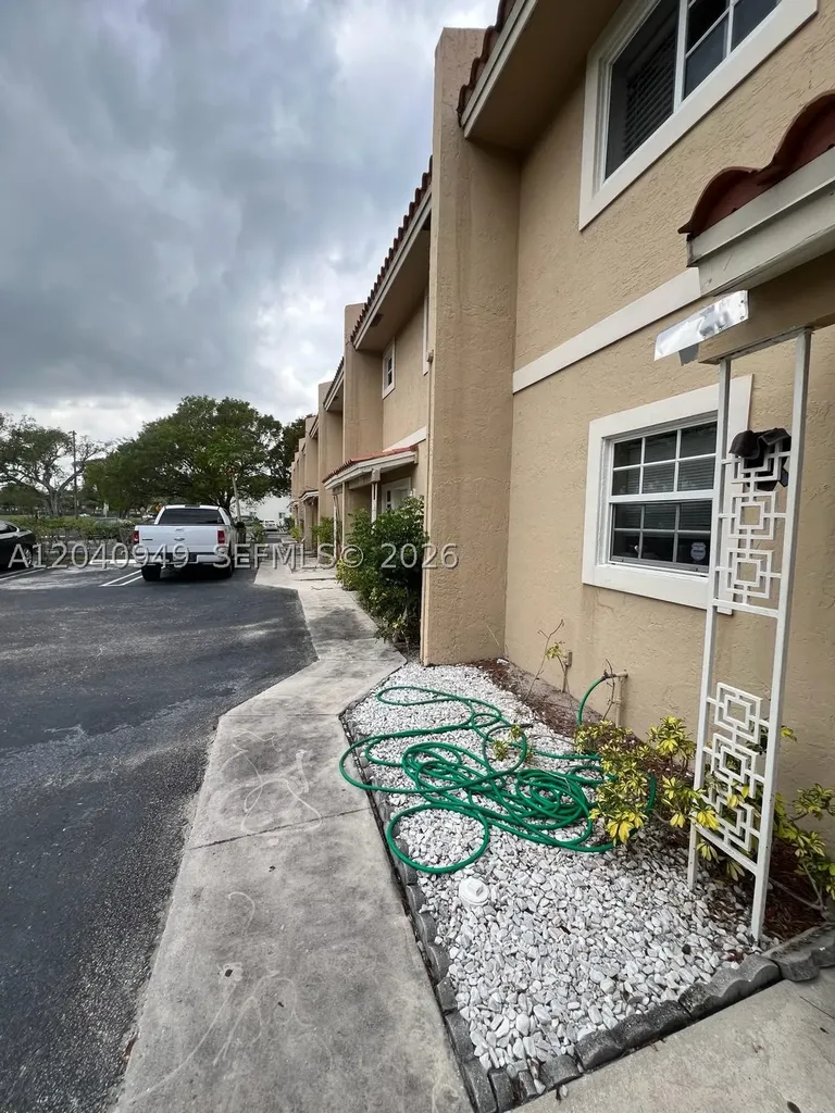 7983 NW 35th Court Coral Springs FL 33065