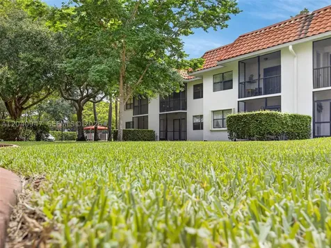 15718 E Waterside Circle Sunrise FL 33326