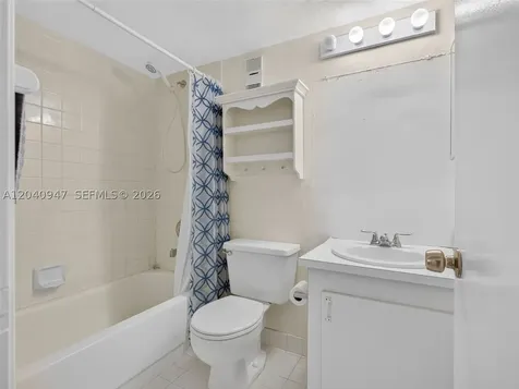 15718 E Waterside Circle Sunrise FL 33326