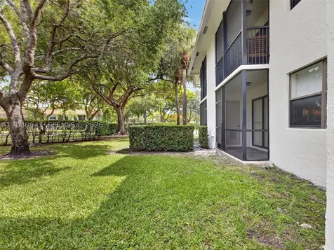 15718 E Waterside Circle Sunrise FL 33326