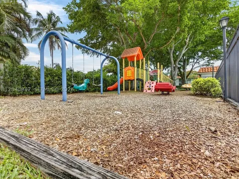 15718 E Waterside Circle Sunrise FL 33326