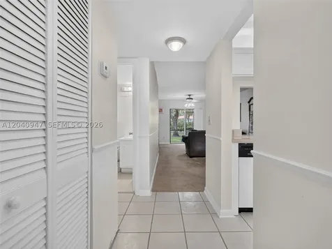 15718 E Waterside Circle Sunrise FL 33326