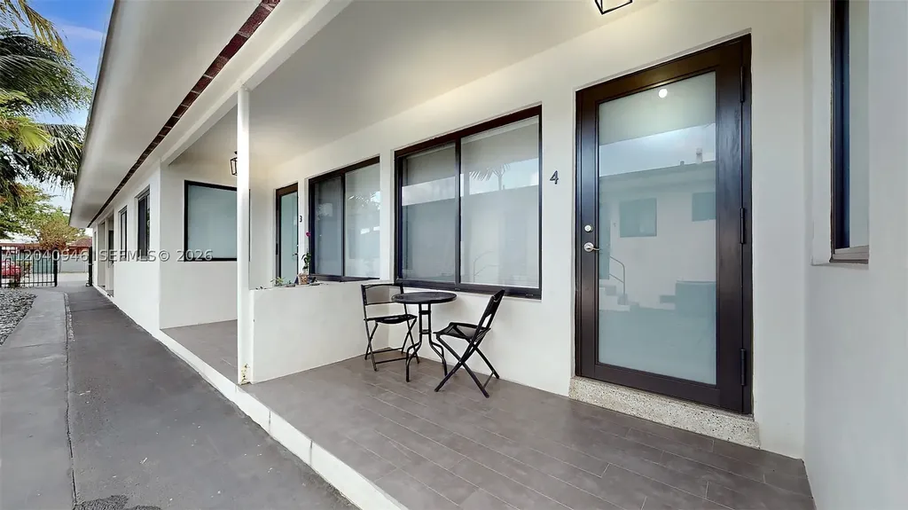 101 W 11th Street Hialeah FL 33010
