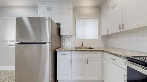 101 W 11th Street Hialeah FL 33010
