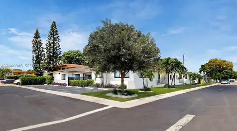 101 W 11th Street Hialeah FL 33010