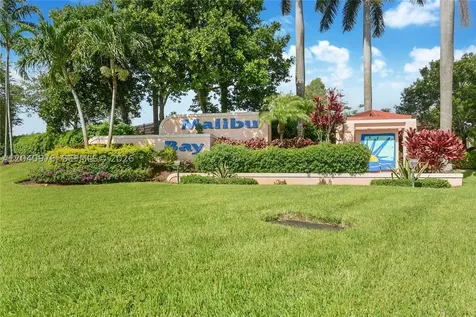 746 NW 208th Way Pembroke Pines FL 33029