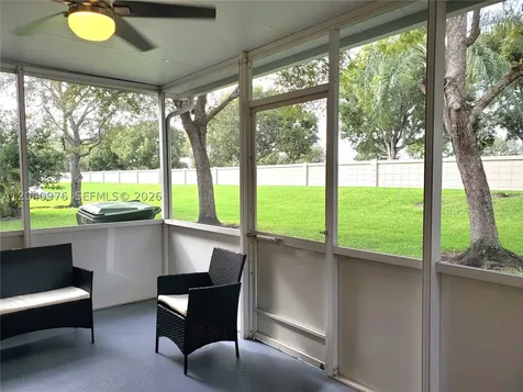 746 NW 208th Way Pembroke Pines FL 33029