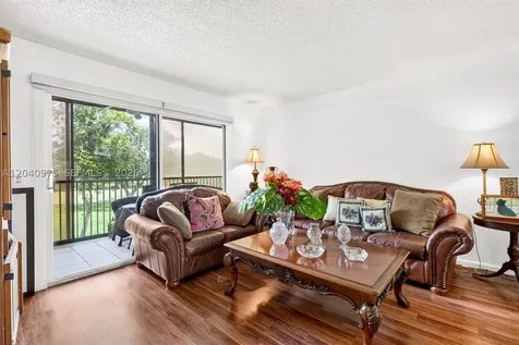 300 SW 130th Terrace Pembroke Pines FL 33027