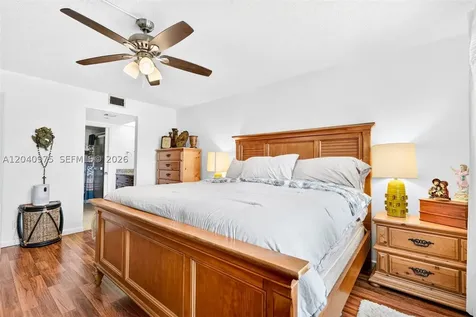 300 SW 130th Terrace Pembroke Pines FL 33027