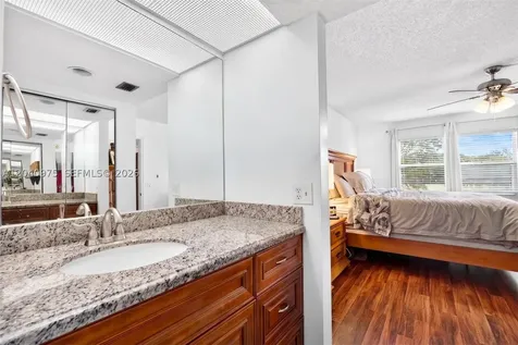 300 SW 130th Terrace Pembroke Pines FL 33027