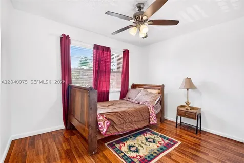 300 SW 130th Terrace Pembroke Pines FL 33027
