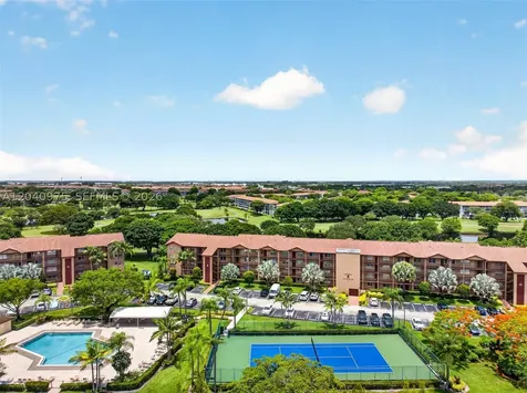 300 SW 130th Terrace Pembroke Pines FL 33027