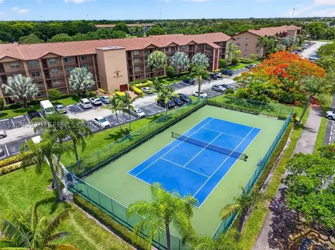 300 SW 130th Terrace Pembroke Pines FL 33027