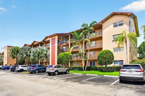 300 SW 130th Terrace Pembroke Pines FL 33027