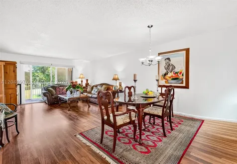 300 SW 130th Terrace Pembroke Pines FL 33027