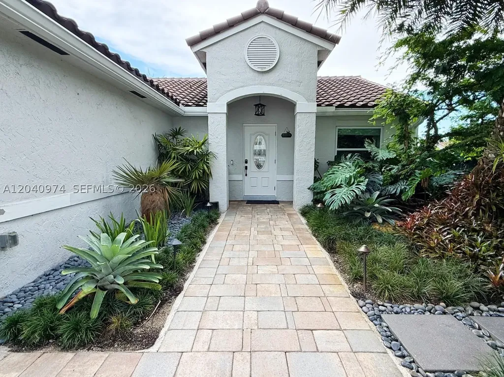 Pembroke Pines FL 33029