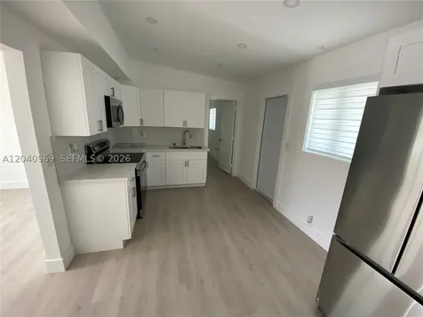 1170 NW 25th Street Miami FL 33127