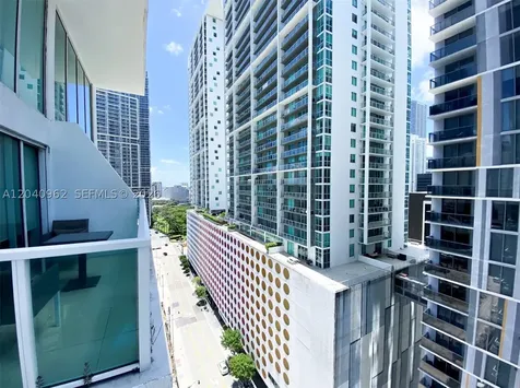 41 SE 5th Street Miami FL 33131