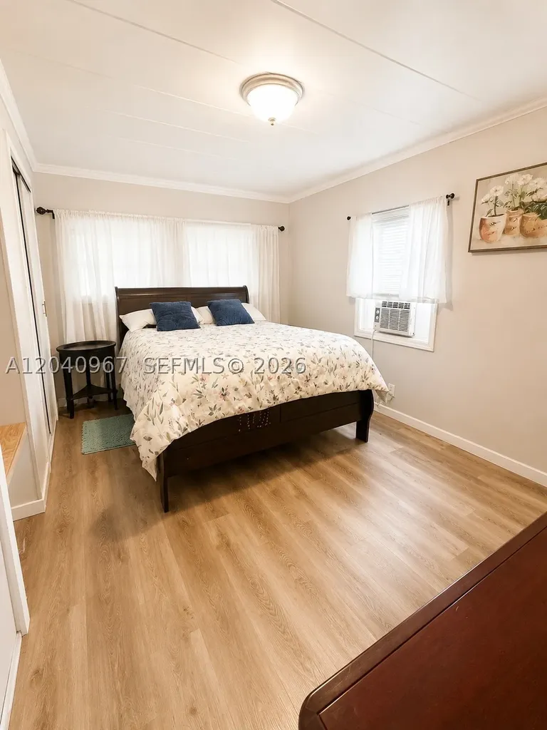 5291 Collins Road Jacksonville FL 32244