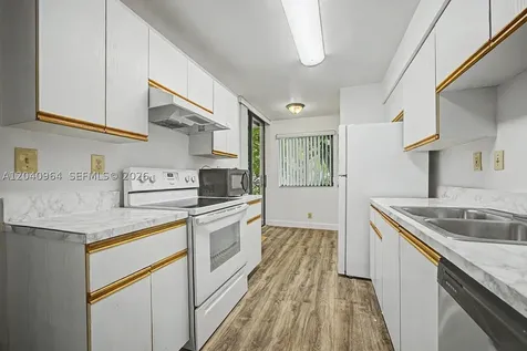 15575 N Miami Lakeway N Miami Lakes FL 33014