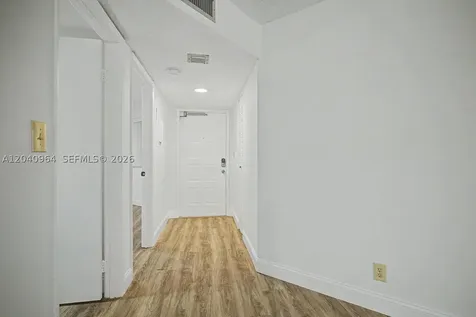 15575 N Miami Lakeway N Miami Lakes FL 33014