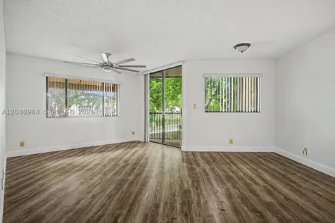 15575 N Miami Lakeway N Miami Lakes FL 33014