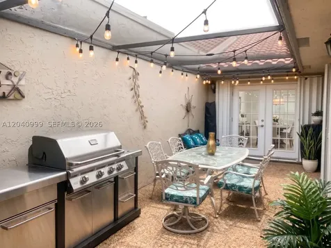 324 Patio Village Terrace Weston FL 33326