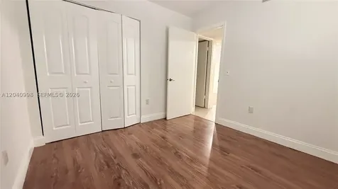 9262 NW 1st Street Pembroke Pines FL 33024