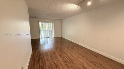 9262 NW 1st Street Pembroke Pines FL 33024