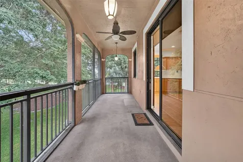 2767 Kinsington Circle Weston FL 33332