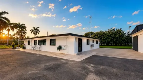 19790 SW 136th Street Miami FL 33196