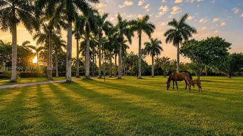 19790 SW 136th Street Miami FL 33196