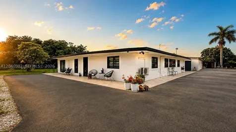 19790 SW 136th Street Miami FL 33196