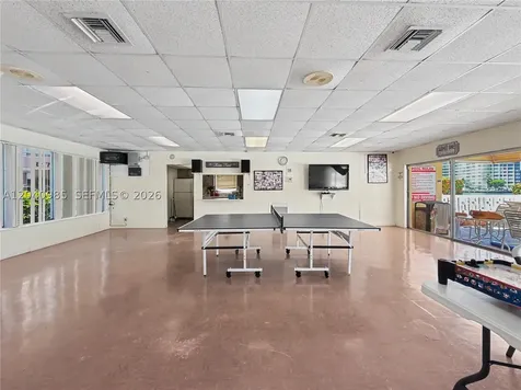 1817 S Ocean Drive Hallandale Beach FL 33009