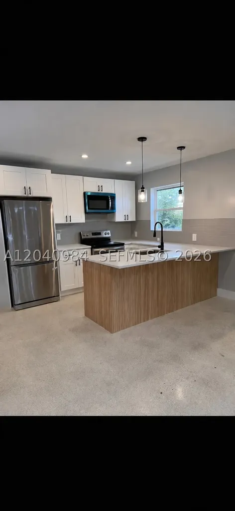 1140 NE 24th Avenue Pompano Beach FL 33062