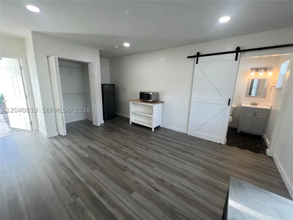 1015 SW 4th Avenue Fort Lauderdale FL 33315
