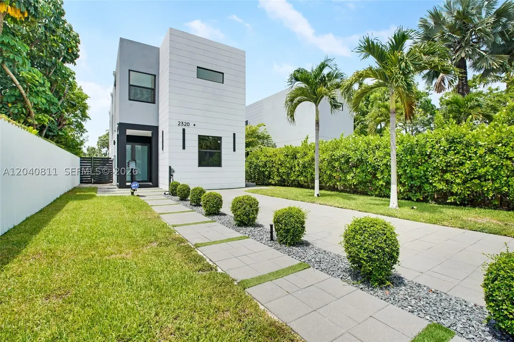 2320 SW 14th Street Miami FL 33145