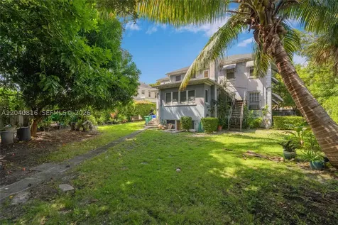 405 SW 11th Avenue Miami FL 33130