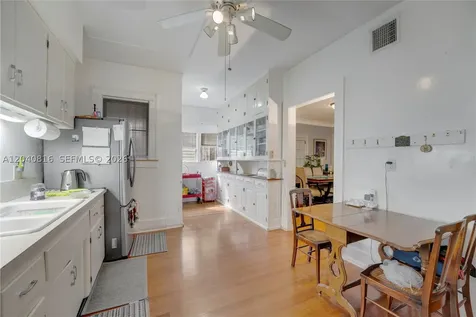 405 SW 11th Avenue Miami FL 33130
