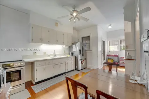 405 SW 11th Avenue Miami FL 33130