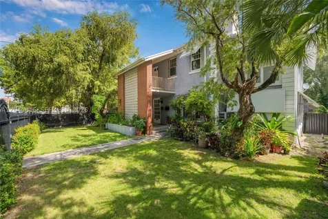 405 SW 11th Avenue Miami FL 33130
