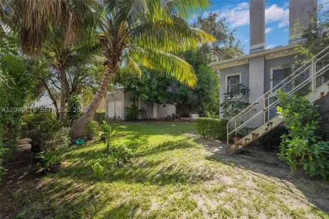 405 SW 11th Avenue Miami FL 33130