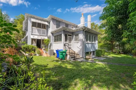 405 SW 11th Avenue Miami FL 33130