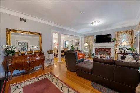 405 SW 11th Avenue Miami FL 33130
